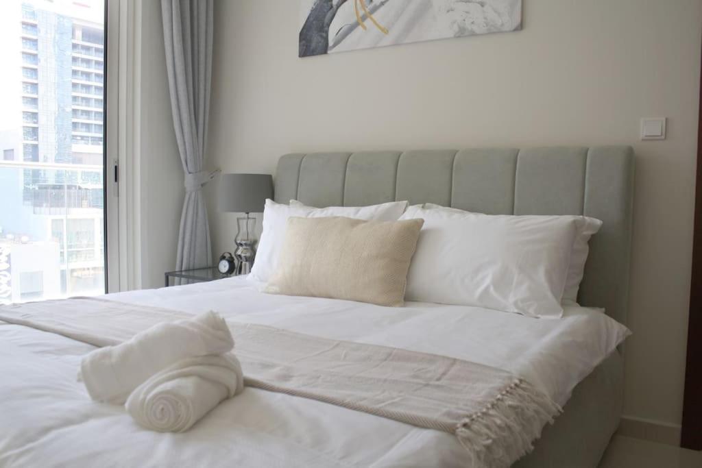 Vera Residences By Damac I 1Br Luxury Aparthotel 두바이 외부 사진
